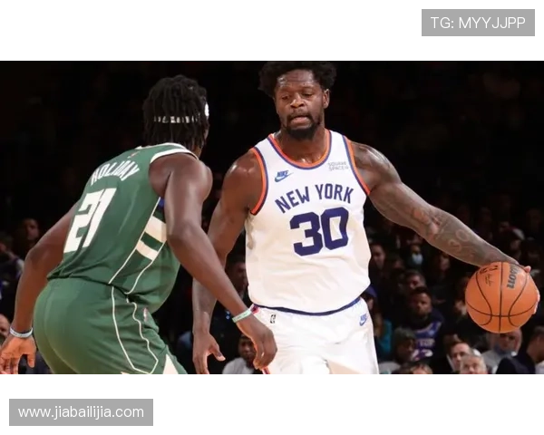 尼克斯新秀表现抢眼贡献6分6板赛后官推庆祝胜利海报发布